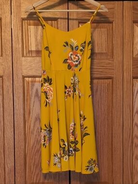 Old Navy Floral Yellow Spaghetti-Strap Midi Dress XS